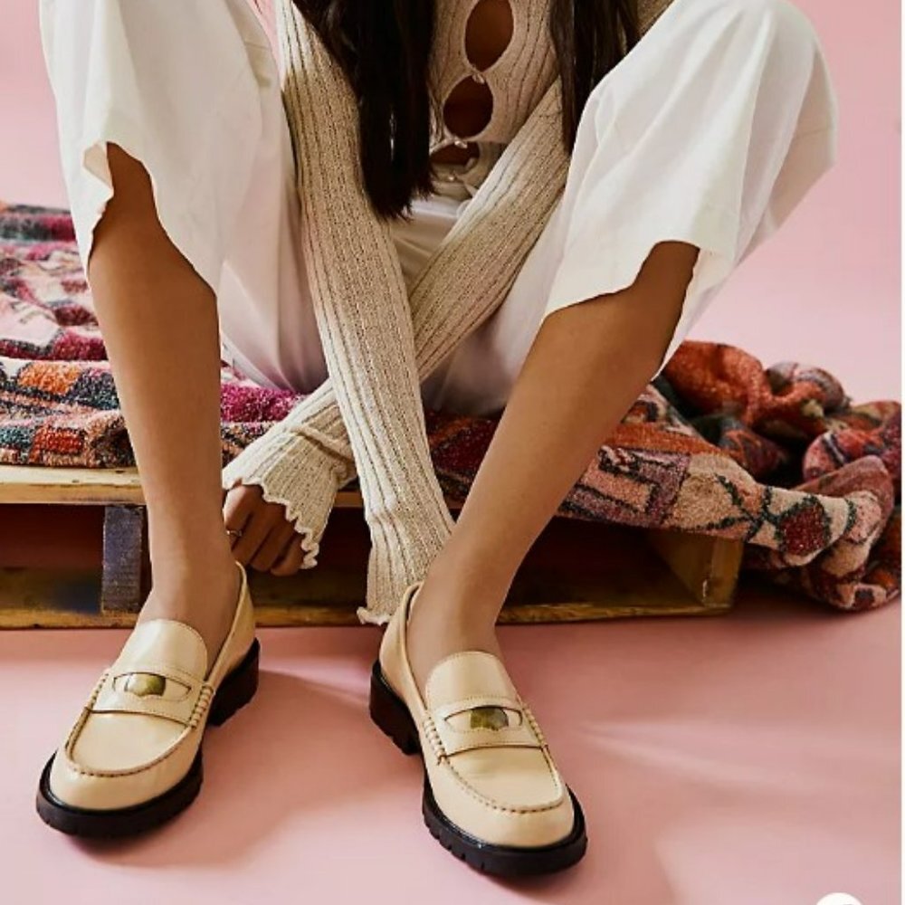 Free People Liv Leather Cream Block Heels Slip on Loafer‎ Size 7.5 - 37.5 - NEW